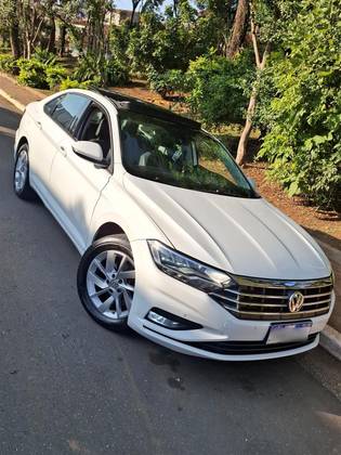VOLKSWAGEN JETTA 1.4 250 TSI TOTAL FLEX COMFORTLINE TIPTRONIC VOLKSWAGEN JETTA 1.4 250 TSI TOTAL FLEX COMFORTLINE TIPTRONIC